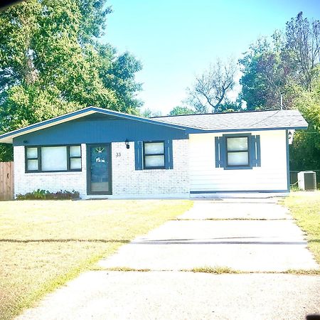 4/2 Home Close To Beach, Centrally Located! Gulfport Exteriör bild