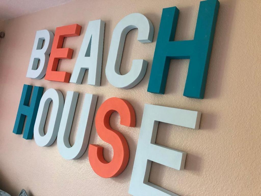 4/2 Home Close To Beach, Centrally Located! Gulfport Exteriör bild